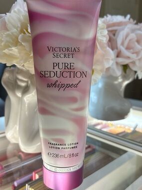 Victoria's Secret Pure Seduction Whipped Fragrance Lotion - Pink & White